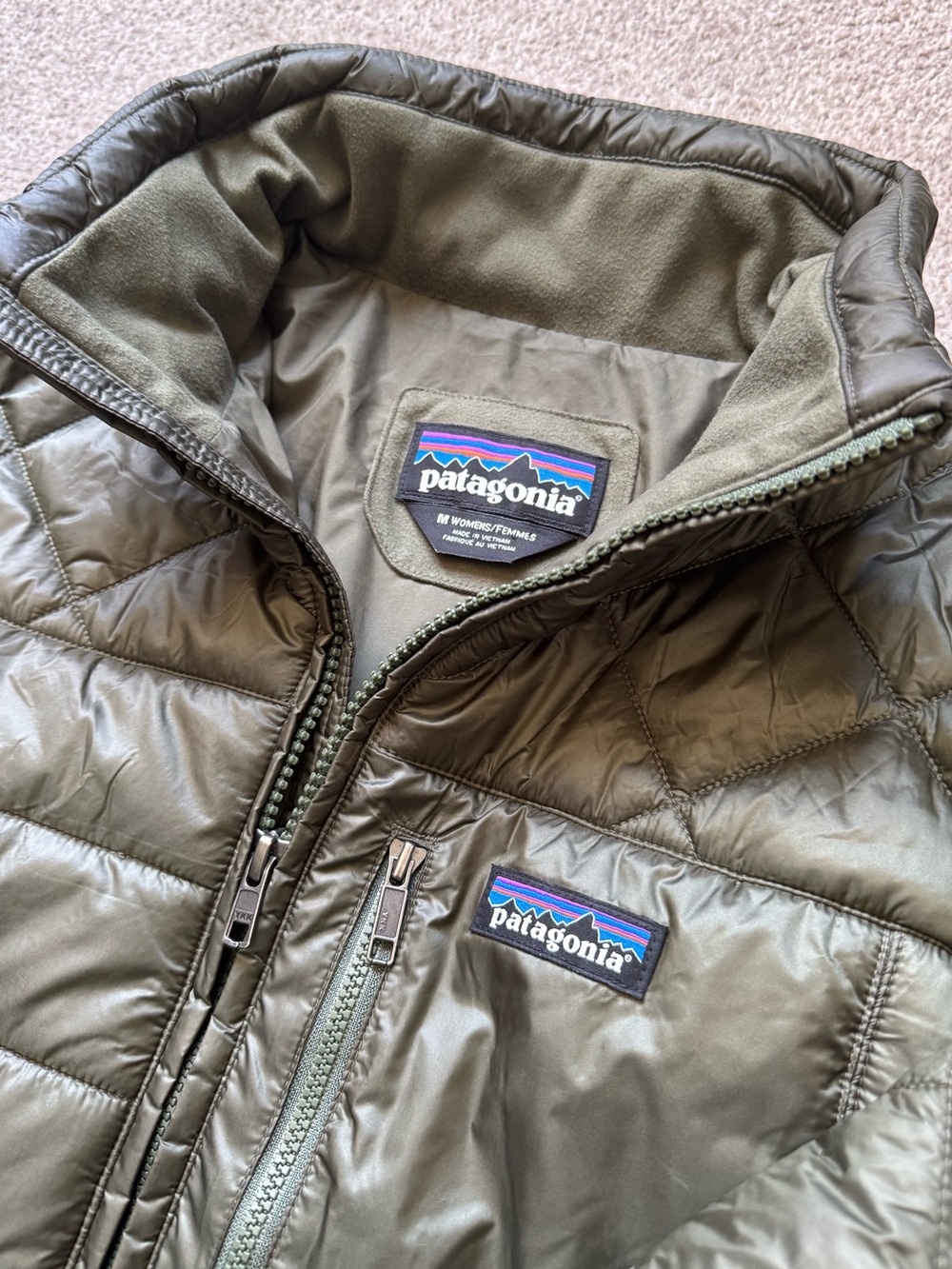 Women’s Patagonia Radalie Parka Outdoor Jacket Like New Olive Size Large - Picture 3 of 15